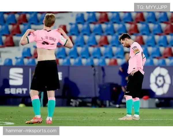 西甲球队防守技巧分析:整体协防与个人盯人策略 西甲球队防守技巧分析:整体协防与个人盯人策略